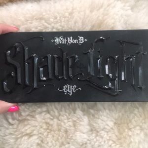 ✨KAT VON D✨ shade & light pallete
